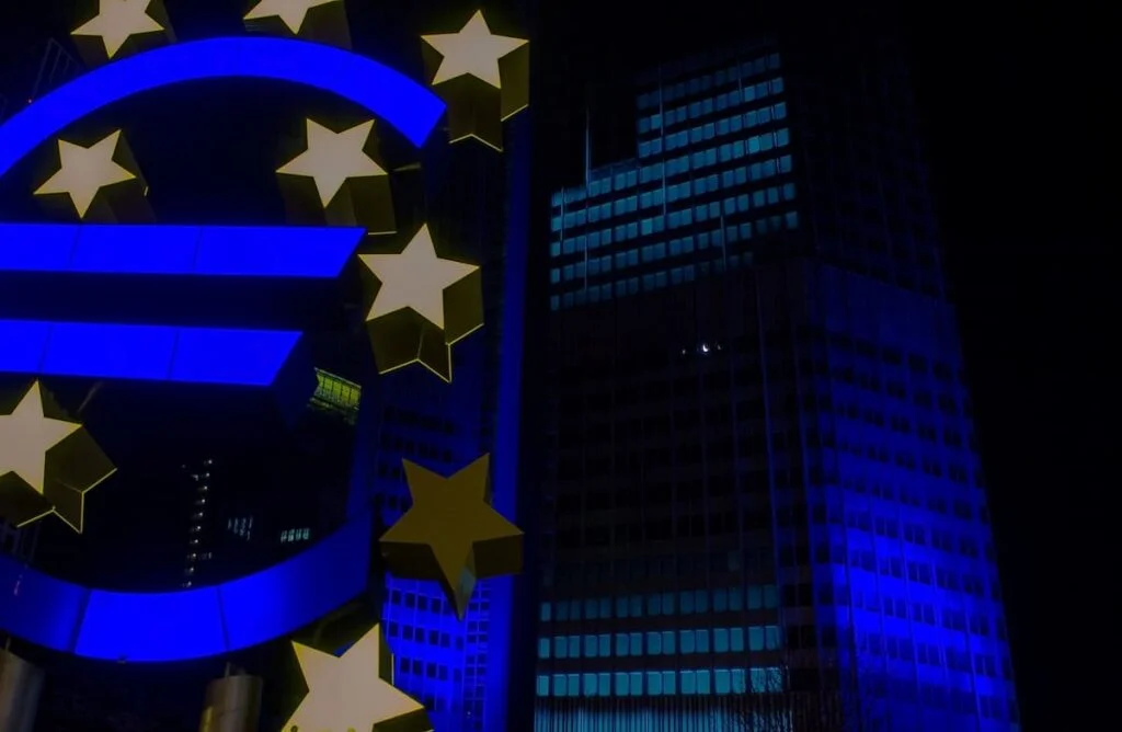 UE