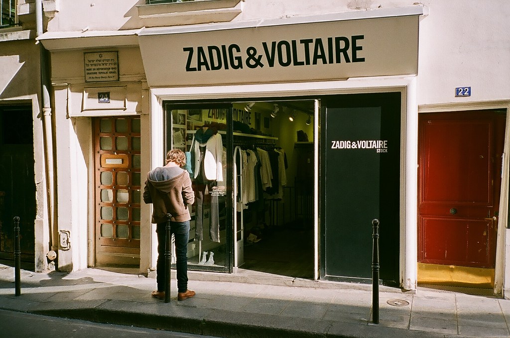 z&v